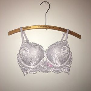 ‘Beyond Sexy’ Push-Up Bra
